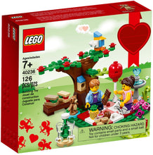 Load image into Gallery viewer, LEGO® 40236 Romantic Valentine Picnic (126 pieces)