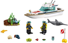Load image into Gallery viewer, LEGO® CITY 60221 Diving Yacht (148 pieces)