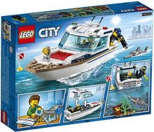 Load image into Gallery viewer, LEGO® CITY 60221 Diving Yacht (148 pieces)