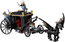 Load image into Gallery viewer, LEGO® Harry Potter™ 75951 Fantastic Beasts™ Grindelwald's Escape (132 pieces)