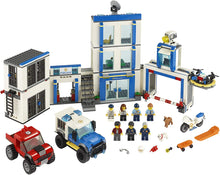 Load image into Gallery viewer, LEGO® CITY 60246 Police Station (743 pieces)