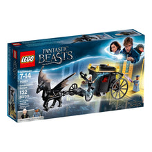 Load image into Gallery viewer, LEGO® Harry Potter™ 75951 Fantastic Beasts™ Grindelwald's Escape (132 pieces)
