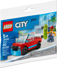 Load image into Gallery viewer, LEGO® CITY 30568 Skater (40 pieces)
