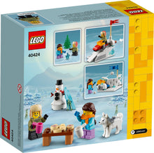 Load image into Gallery viewer, LEGO® Seasonal 40424 Winter Snowball Fight (149 pieces)