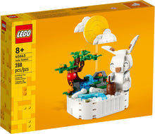 Load image into Gallery viewer, LEGO® Seasonal 40643 Jade Rabbit (288 pieces)