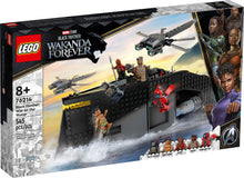 Load image into Gallery viewer, LEGO® Marvel 76214 Black Panther: War on the Water (545 pieces)