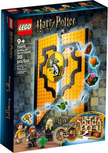 Load image into Gallery viewer, LEGO® Harry Potter™ 76412 Hufflepuff House Banner (313 Pieces)