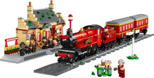 Load image into Gallery viewer, LEGO® Harry Potter™ 76423 Hogwarts™ Express &amp; Hogsmeade Station (1074 Pieces)