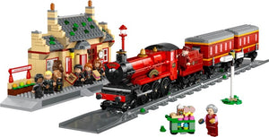 LEGO® Harry Potter™ 76423 Hogwarts™ Express & Hogsmeade Station (1074 Pieces)