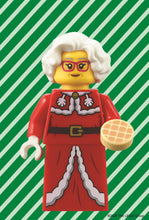 Load image into Gallery viewer, LEGO® Mystery Minifigure Mini Puzzle (Christmas)