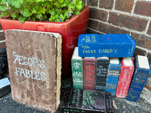 Load image into Gallery viewer, Books &amp; Crafts Workshop