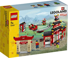 Load image into Gallery viewer, LEGO® LEGOLAND 40429 Ninjago World (440 pieces)
