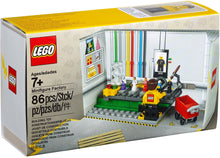 Load image into Gallery viewer, LEGO® 5005358 Minifigure Factory (86 pieces)
