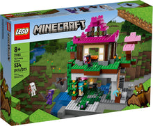 Load image into Gallery viewer, LEGO® Minecraft 21183 The Training Grounds (534 pieces)