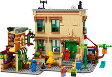 Load image into Gallery viewer, LEGO® Ideas 21324 123 Sesame Street (1267 pieces)