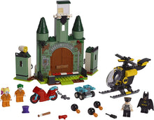 Load image into Gallery viewer, LEGO® Batman™ 76138 Batman and The Joker Escape (171 pieces)