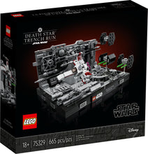 Load image into Gallery viewer, LEGO® Star Wars™ 75329 Death Star™ Trench Run Diorama (665 pieces)