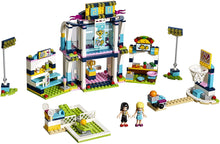 Load image into Gallery viewer, LEGO® Friends 41338 Stephanie&#39;s Sports Arena (460 pieces)