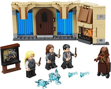 Load image into Gallery viewer, LEGO® Harry Potter™ 75966 Hogwarts Room of Requirement (193 Pieces)