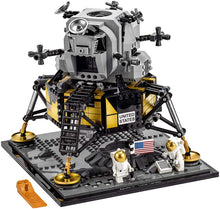 Load image into Gallery viewer, LEGO® Creator Expert 10266 NASA Apollo 11 Lunar Lander (1087 pieces)