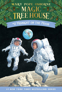 Midnight on the Moon (Magic Tree House, No. 8)