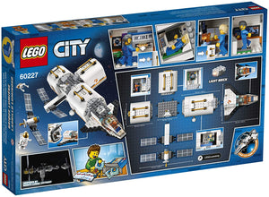LEGO® CITY 60227 Lunar Space Station (412 pieces)