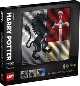 LEGO® Harry Potter™ 31201 Hogwarts™ Crest (4,249 Pieces)
